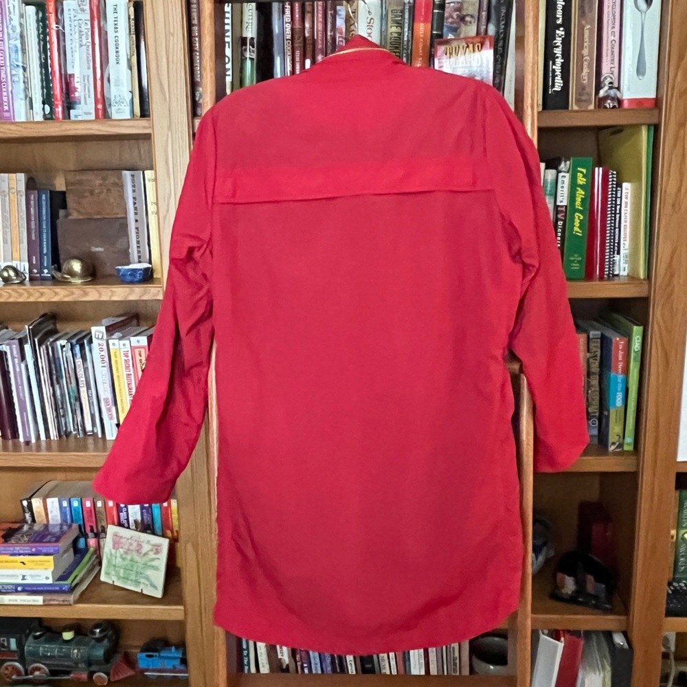 Beautiful Raincoat / Rain Jacket, Size M - Picture 5 of 6